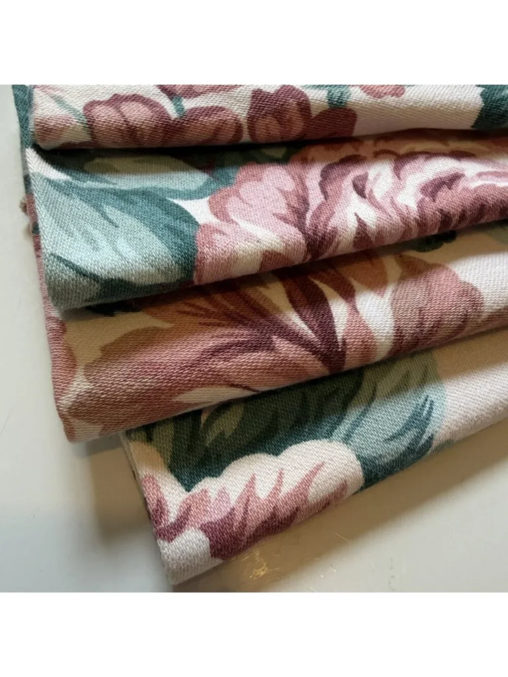 Set 4 Floral Rose Print Cloth Napkins Pink Green Vintage 90s Pastel Cottagecore